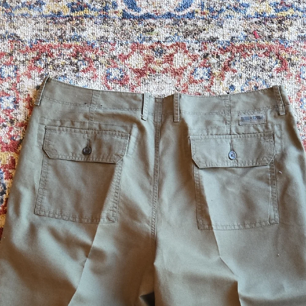 Banana Republic linen & cotton olive khaki green men's casual pants
